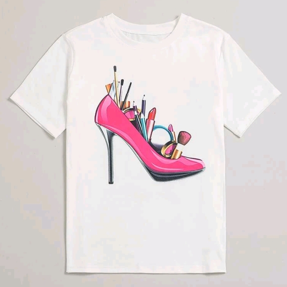 T-shirt with high heels print full of make up item - Picture 4 of 4